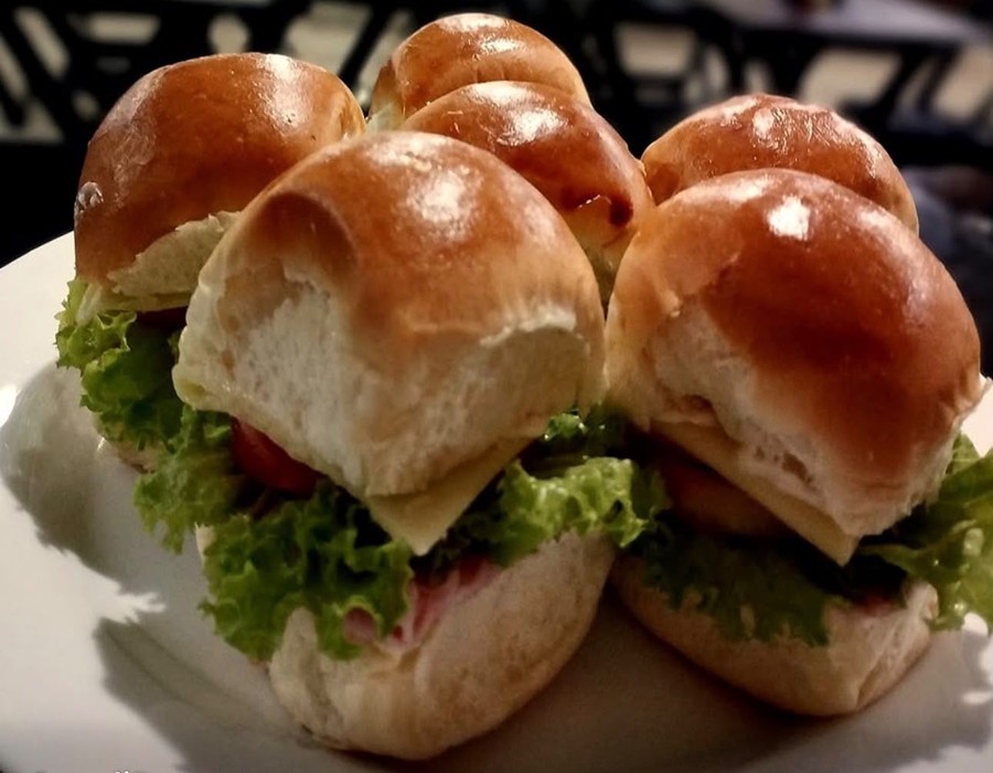 Mini Sanduíches e Pães Artesanais Grandi Pão